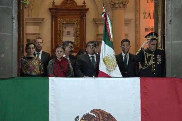 Los vivas de Barbosa en el Grito de Independencia en Puebla
