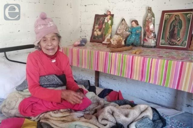 Adultos mayores de Acatlán, los más vulnerables por la pandemia