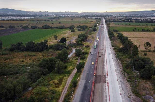 CEMEX construye carreteras  ecológicas en México