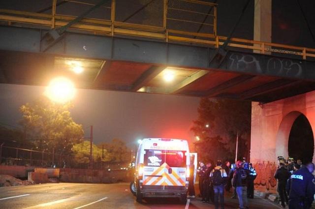 Cuelgan a 10 cadáveres en puente de carretera en Zacatecas