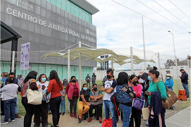 Ex directivos de policía de Puebla libran la cárcel en Tecamachalco