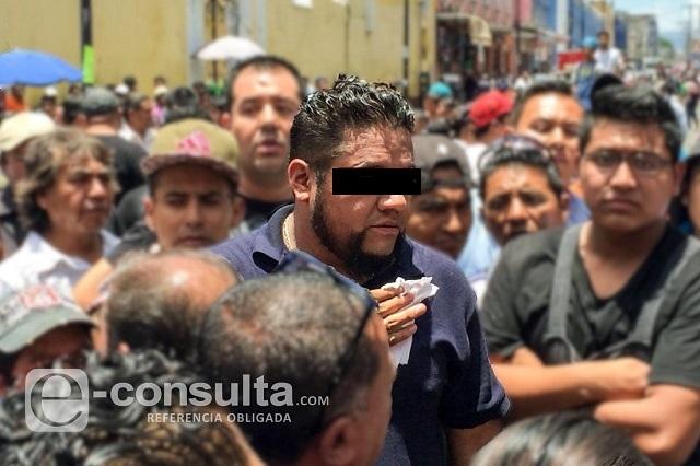 Juez libera por tercera vez a El Fede, líder ambulante en Puebla