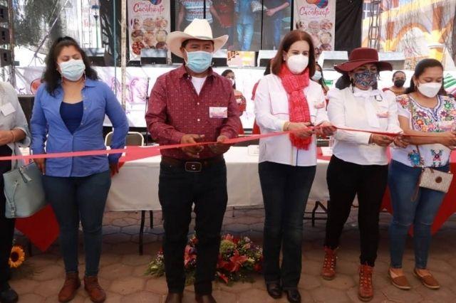 Realizan la 5ta Feria del cacahuate 2021 en Tlapanalá
