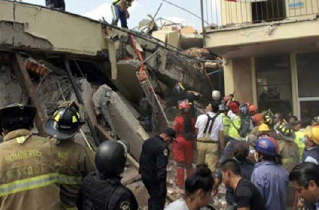 Tv Azteca muestra fraude de Televisa tras sismo: Niña Frida Sofía no existe