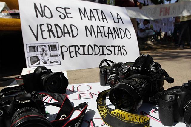 Gobierno vuelve a prometer justicia para periodistas asesinados