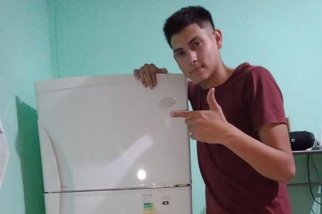 Joven que se hizo viral por comprar refrigerador ya tiene estufa