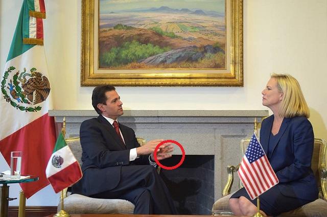 Peña Nieto ya no usa el anillo de su boda con Angélica Rivera