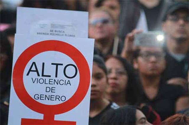Al día auxiliaron a 56 mujeres por violencia en Puebla en 2021
