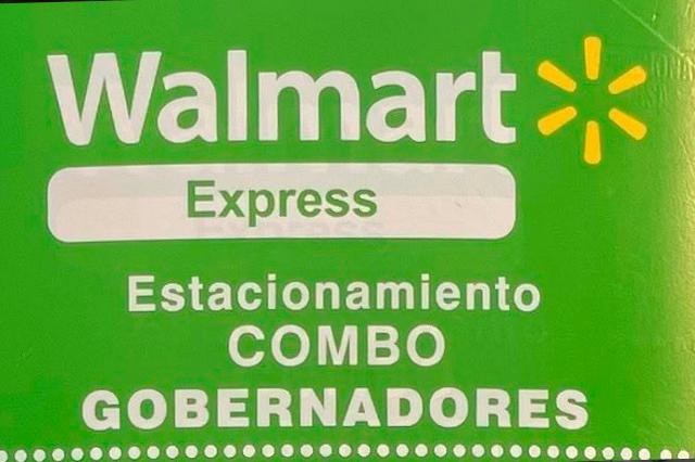 Foto evidencia error ortográfico y golpea imagen de Walmart
