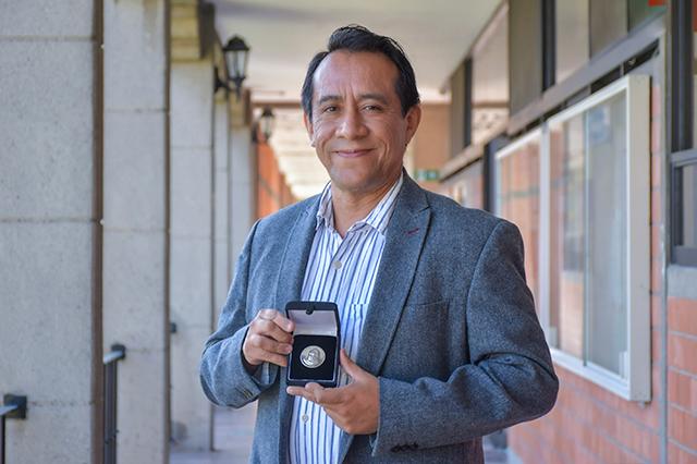 Académico UDLAP obtiene Premio Nacional de Química por su destacada labor docente