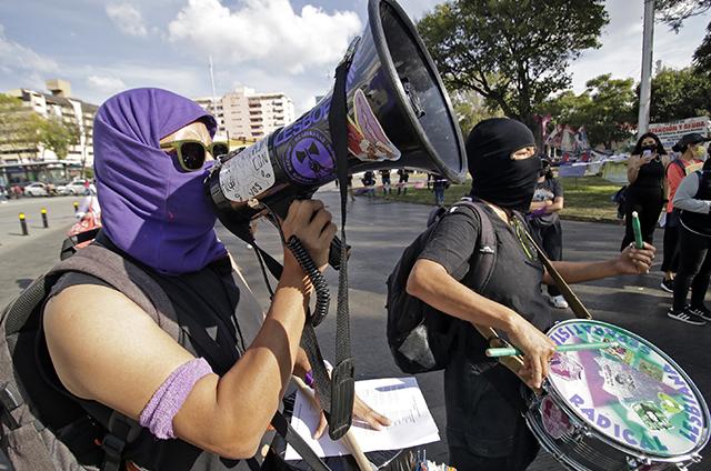 Activistas piden mayor inclusión en trabajos contra violencia de género en Puebla