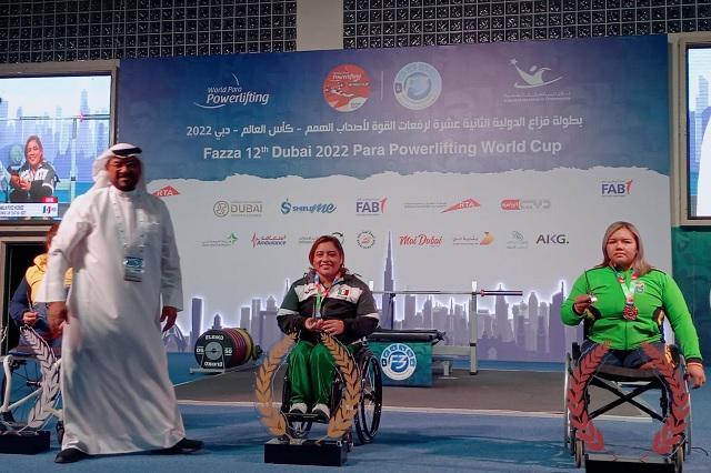 Amalia Pérez obtiene doble oro en Copa del Mundo de Para Powerlifting