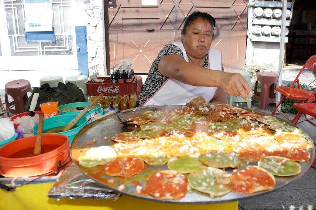 Ambulantes en Puebla: permiten venta por Reyes Magos y Virgen de Guadalupe