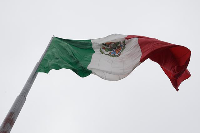 Costó a Puebla 9 mdp nueva bandera monumental de Loreto