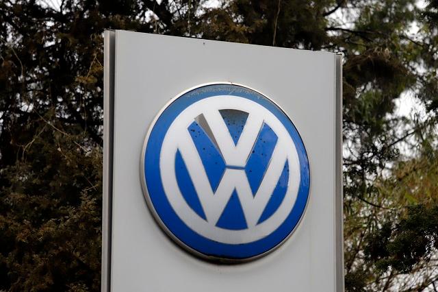 Cae venta de autos en VW pese a incremento nacional