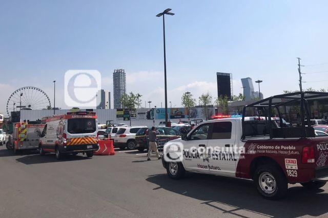 Balacera en Puebla: un muerto y un herido en estacionamiento de Costco (video)