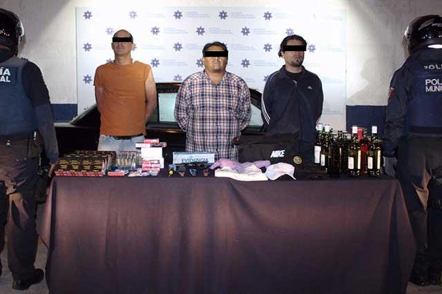 Detienen en Puebla a banda de robo a negocios; hay 3 detenidos