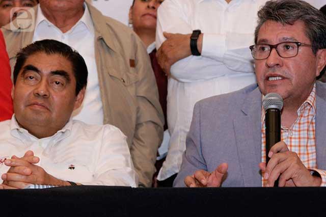 Miguel Barbosa se reúne con Ricardo Monreal en el Senado