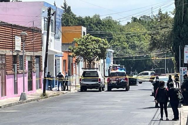 A golpes matan a hombre en calles de Xonaca