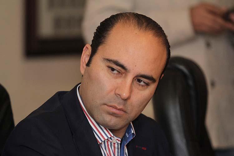 Desiste Aguilar Chedraui en acusación contra Adolfo Karam