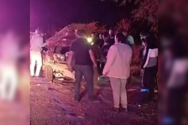 Choca camión y automóvil en la México – Veracruz, falleció un menor