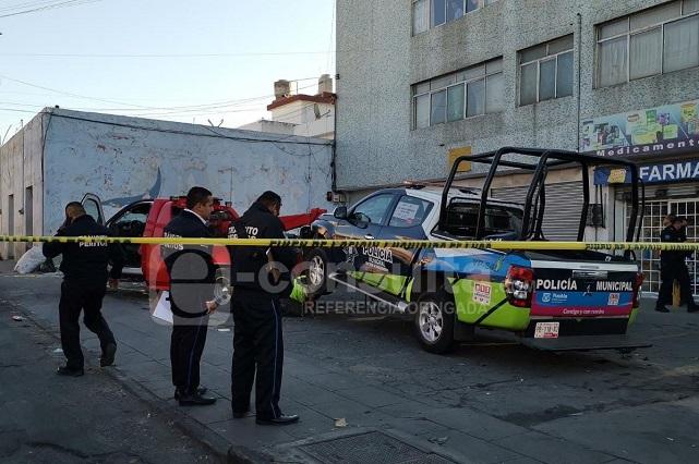 Choque en Puebla: Patrulla se estrella con auto; atropella a joven en Analco (fotos)