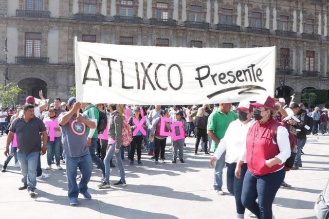 Contingente de Atlixco acudió a marcha de AMLO en CDMX