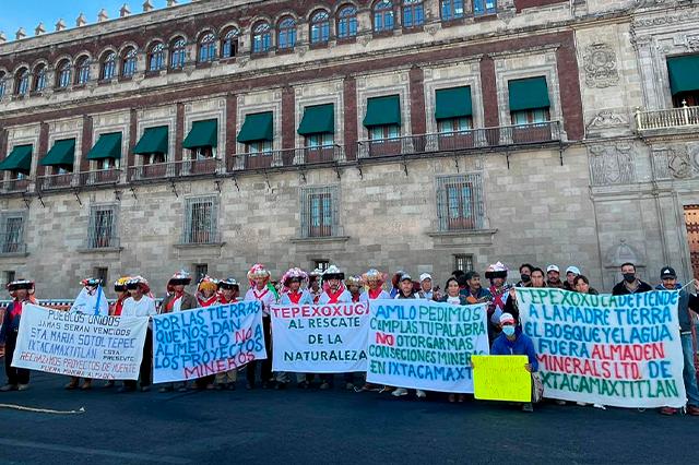 En Palacio Nacional exigen a AMLO no más minas en Puebla