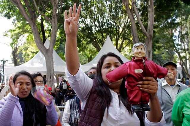 En Puebla organizan mini movimiento alterno en apoyo a marcha de AMLO