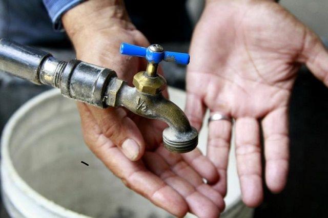 Sin acceso diario al agua vive la mitad de mexicanos