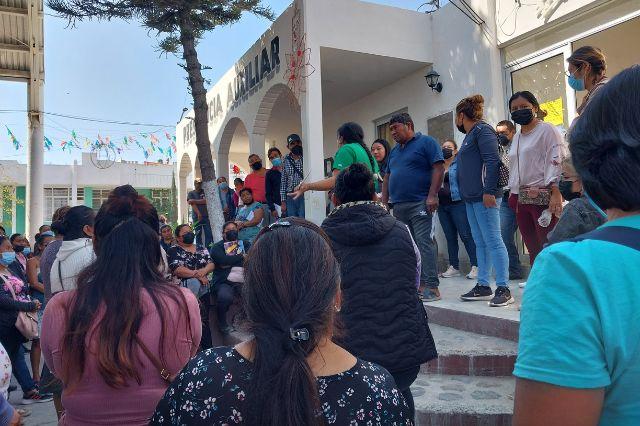 Escuela en Tehuacán acusa a ejido de San Diego Chalma por despojo de tierras