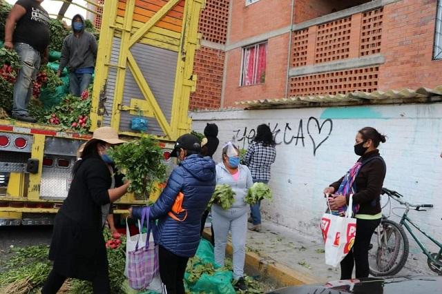 Reaparece el capo huachicolero ‘El Toñín’ y ahora regala verdura