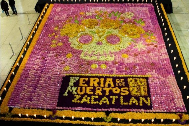 Inauguran el Festival del Pan en Zacatlán con catrina gigante
