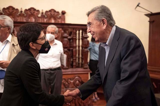 Presenta Cuauhtémoc Cárdenas libro en la Fenali 2022- BUAP