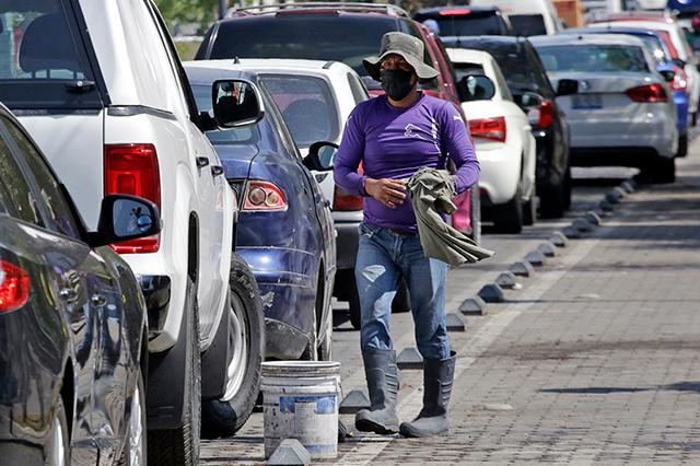 Postergan hasta mayo inicio de parquímetros en Puebla capital