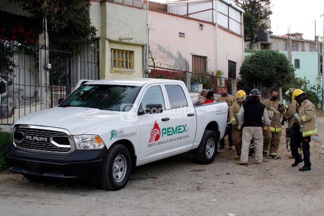 Por toma clandestina de gas en Tepatlaxco, desalojan a familias