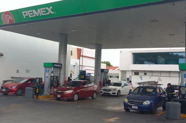 Gasolineras limitan venta ante desabasto de gasolina en Puebla 