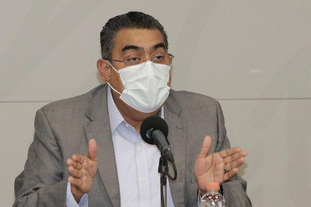 Gobernador Céspedes respalda cobro DAP en Puebla