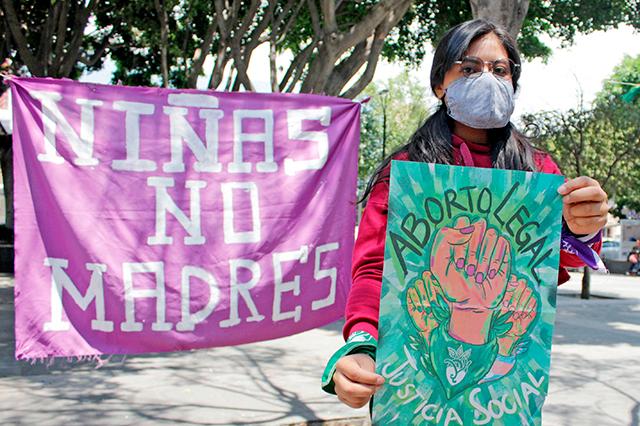 Gobierno de Puebla interpone recurso de revisión ante amparo de aborto