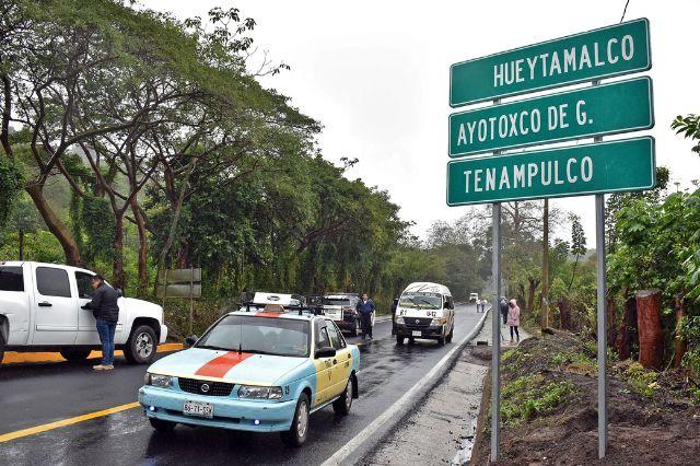 Habitantes de Hueytamalco señalan a edil por ineptitud y ligas criminales