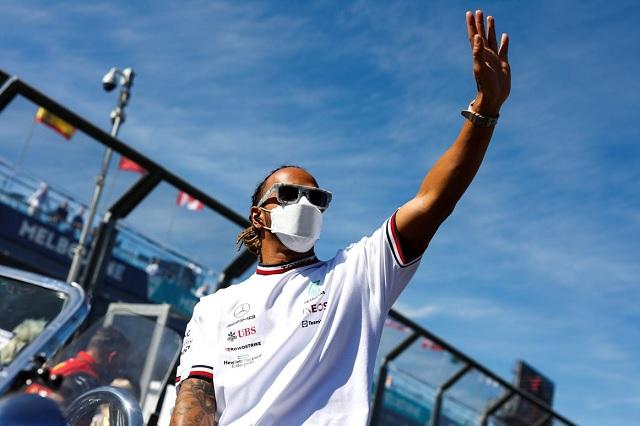 Lewis Hamilton renuncia a pelear por el título de F1