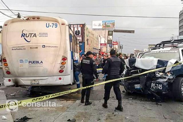 Deja 7 heridos choque de patrulla y camión alimentador de RUTA
