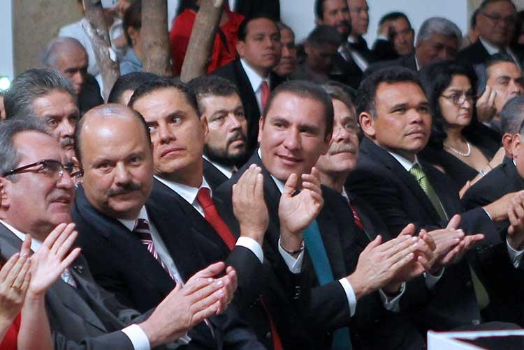 Asiste Moreno Valle al primer informe del gobernador de Jalisco
