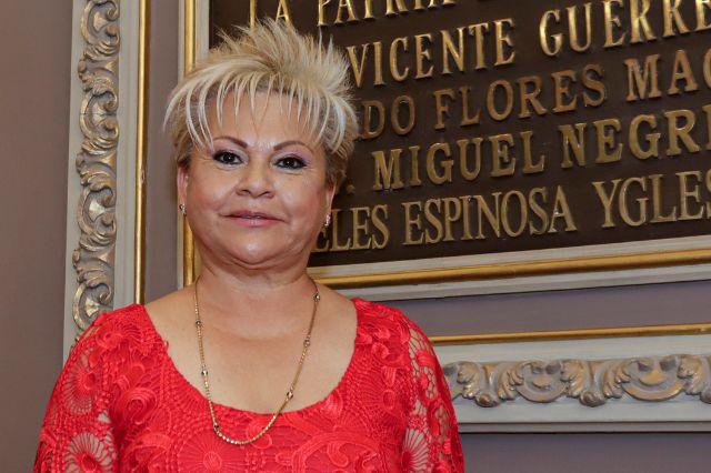 Isabel Merlo pide licencia como diputada; ¿va por SEP Puebla?