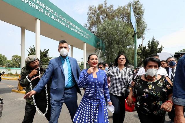 Juez ordena a alcaldesa de Cuauhtémoc dejar el cargo