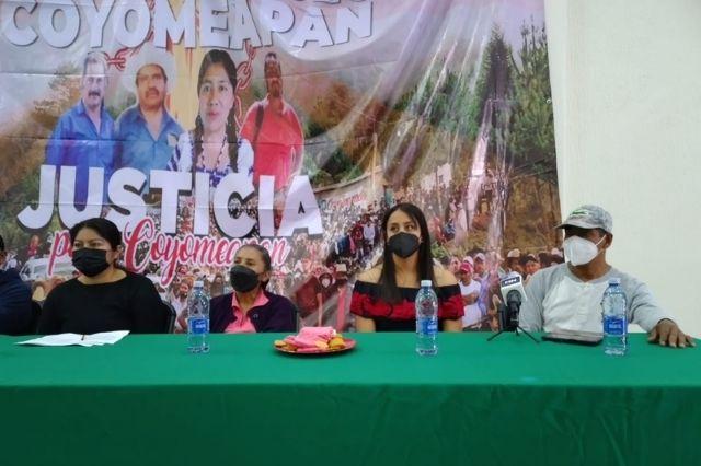 Familia de presos políticos de Coyomeapan busca al gobierno