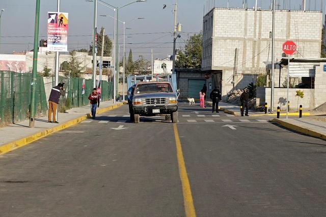 Rehabilitan calle Emiliano Zapata en junta auxiliar La Resurrección