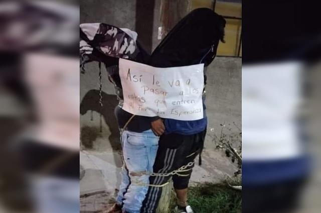 Ladrones en Tehuacán son encadenados al descubrirlos robando en casa
