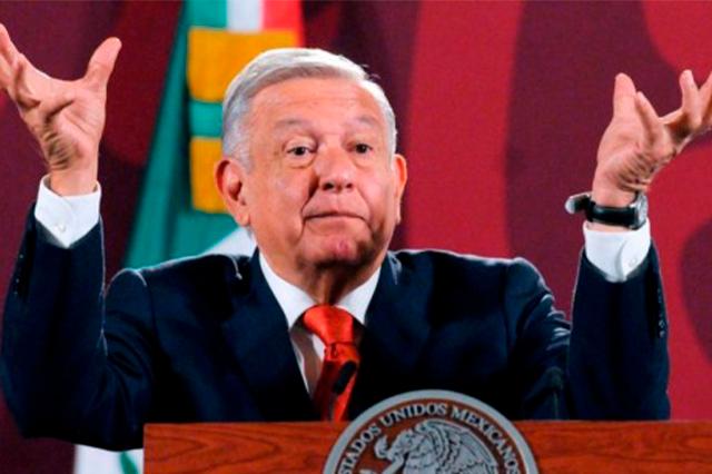 López Obrador se lanza contra el INE y el TEPJF por presunta censura