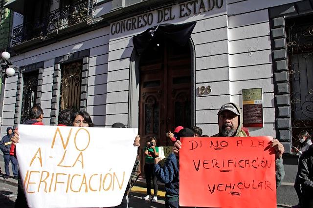 Verificación vehicular: segunda marcha de rechazo en Puebla